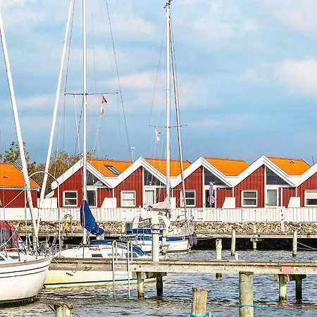 4 Person In Nibe-by Traum *